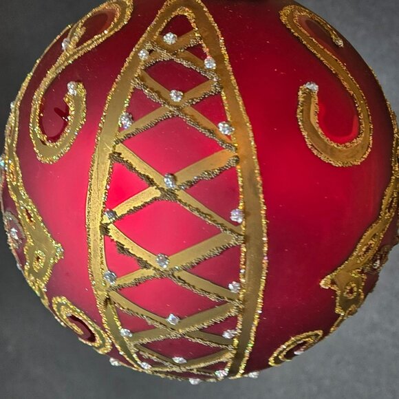 Frontgate Red Glass Christmas Ornaments Set Of 2 Gold Jeweled Scroll Design 4" - Picture 3 of 7